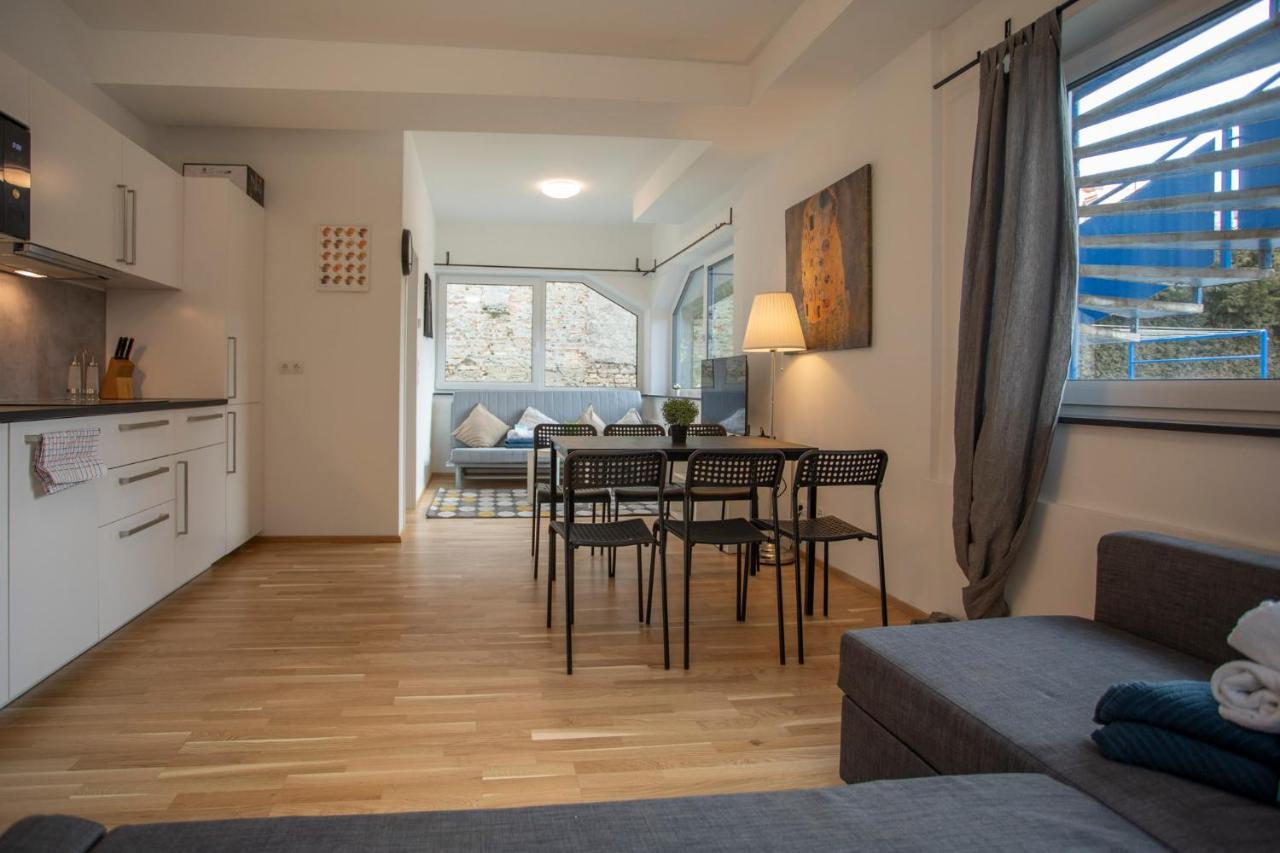 Lovely City Center Apartment In Innsbruck Ngoại thất bức ảnh