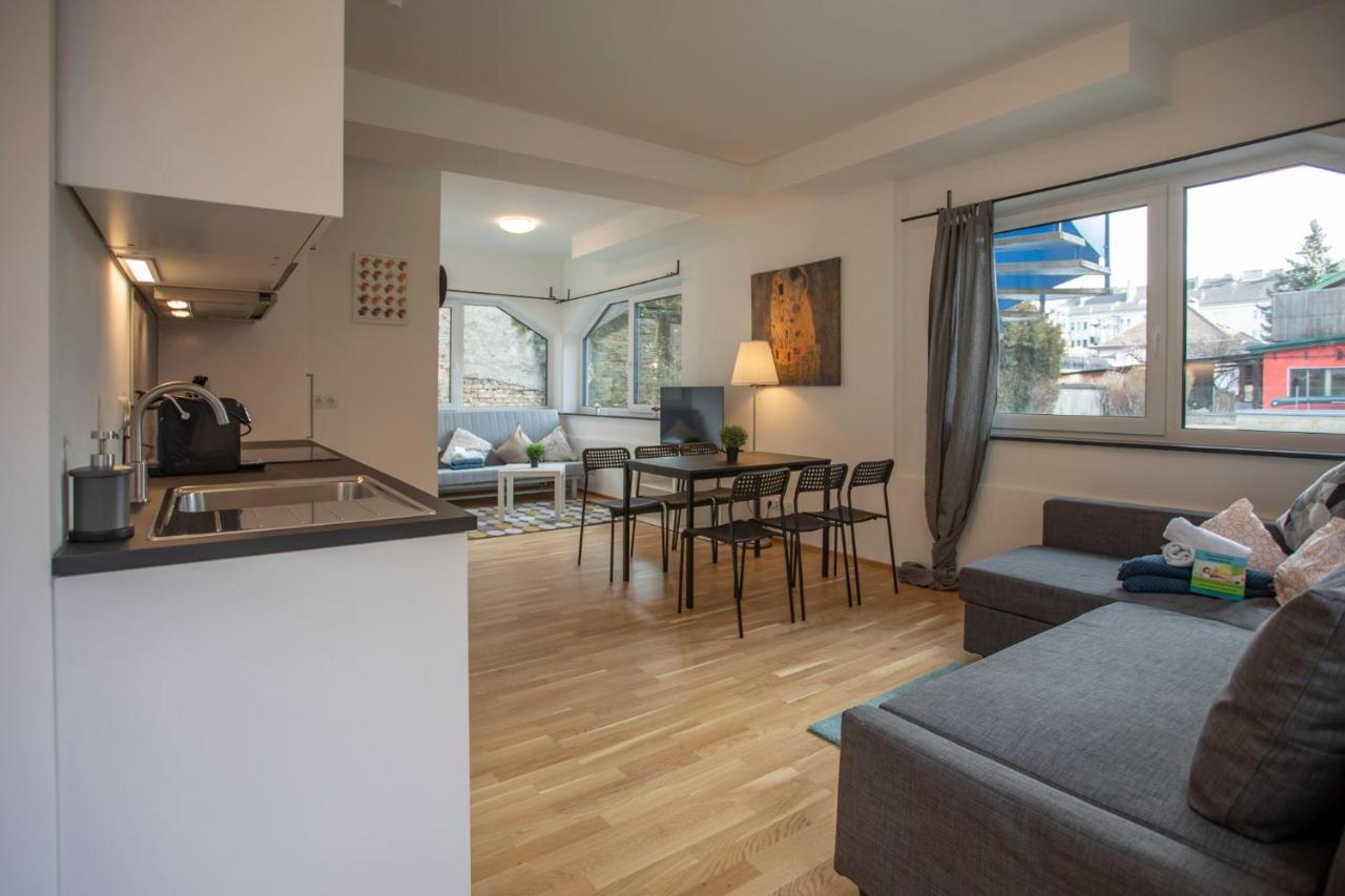 Lovely City Center Apartment In Innsbruck Ngoại thất bức ảnh